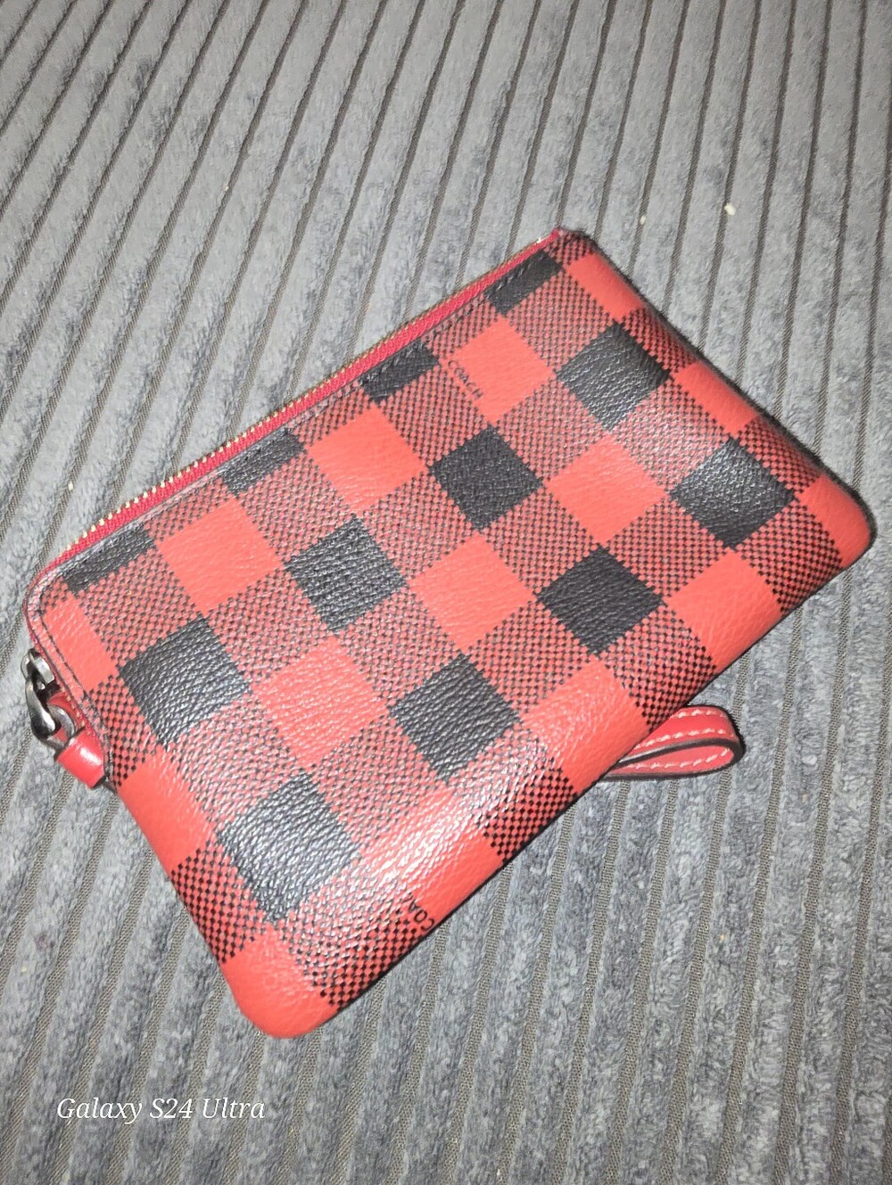 Coach Plaid Wristlet Bag New - Picture 2 of 3
